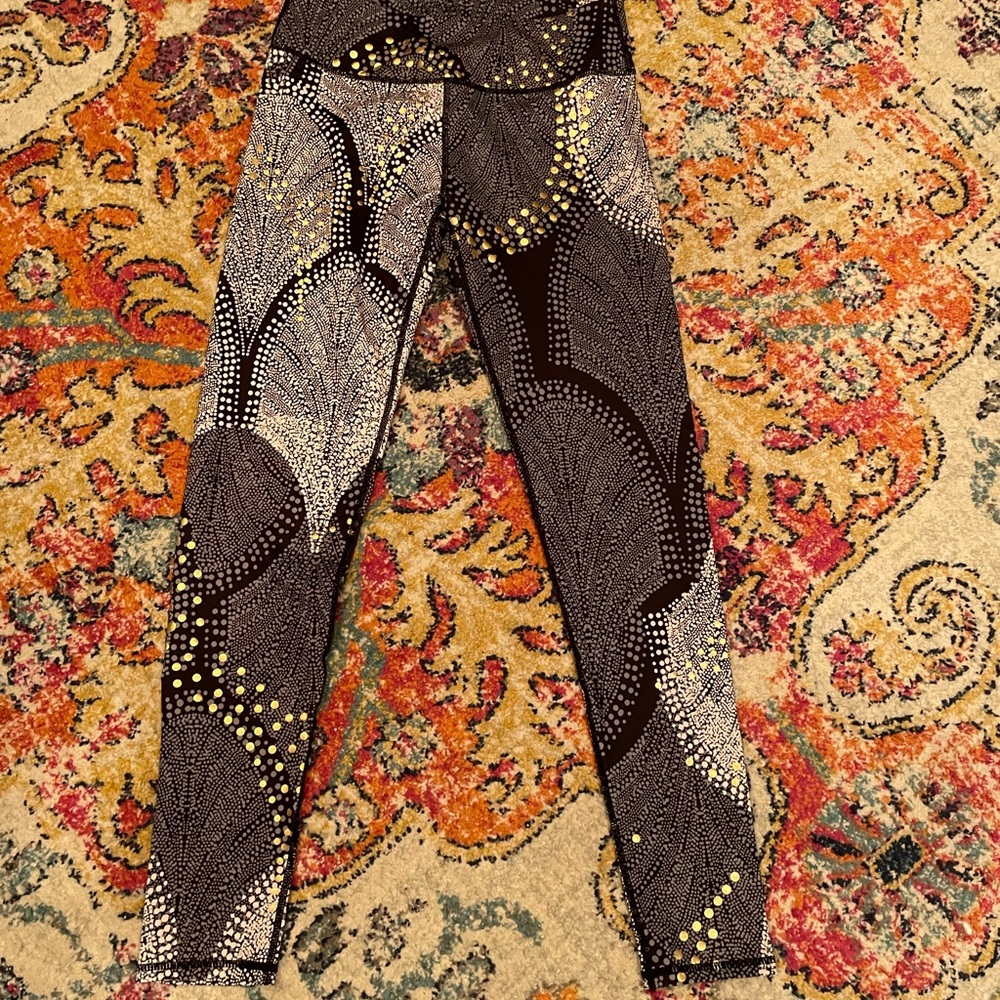 Fabletics new with tags size small leggings